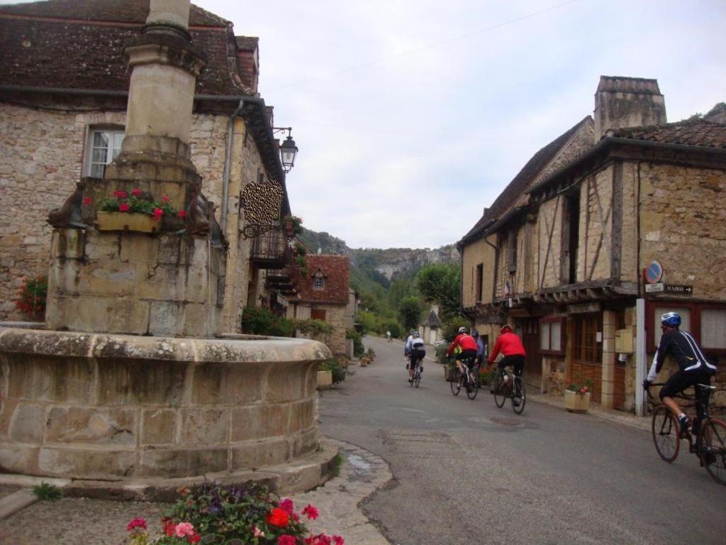 Les De La Fontaine