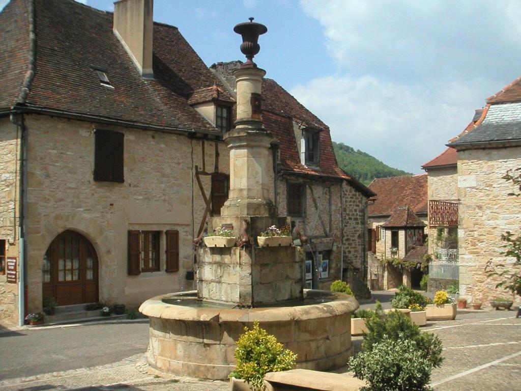 Hotel Les De La Fontaine Autoire